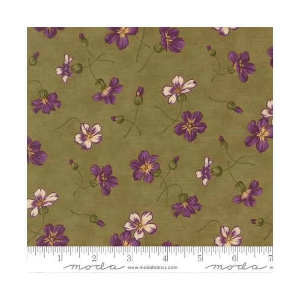 Collections For a Cause, Essence Clover