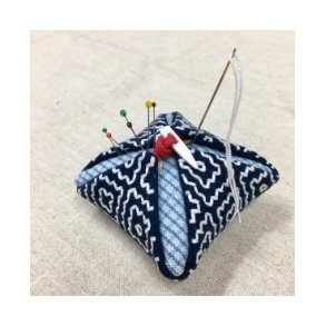 The Persimmon Flower Pincushion Hitomezashi (One Stitch) Kit