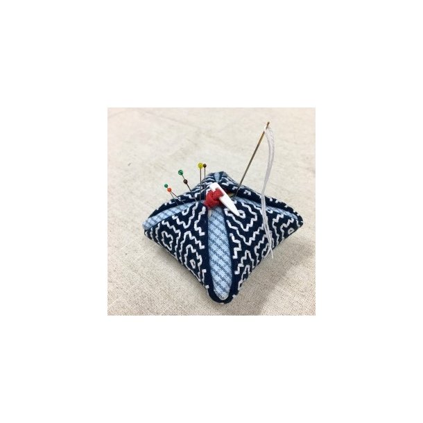 The Persimmon Flower Pincushion Hitomezashi (One Stitch) Kit